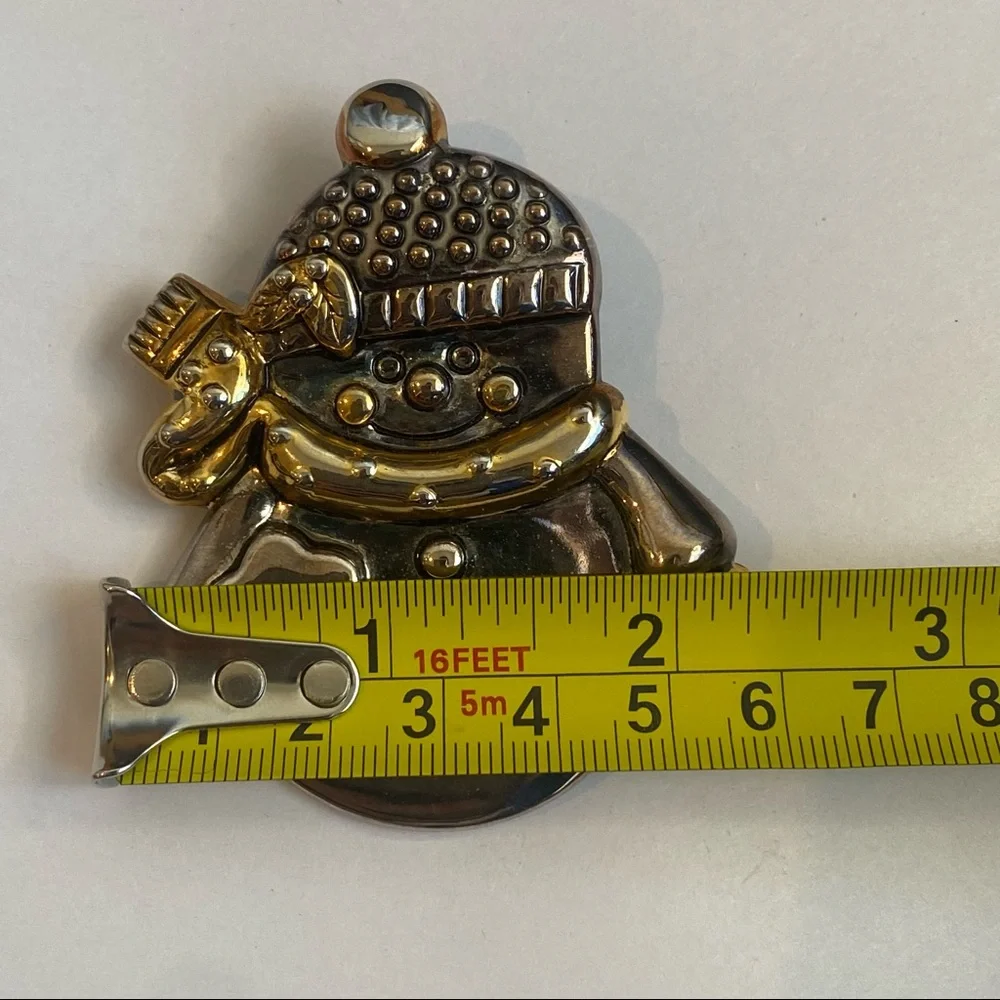 Vintage Best silver tone winter snowman‎ brooch lapel pin